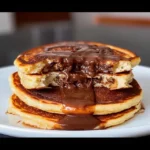 Clarified butter ("Manteiga Clarificada") in a jar.